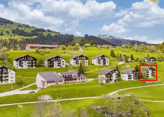 Aussicht Mit Poolbereich In Skiregion Brigels Appartement Breíl