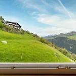 Appartement Aussicht Mit Poolbereich In Skiregion Brigels Breíl