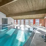 Aussicht Mit Poolbereich In Skiregion Brigels Appartement *